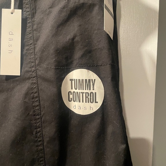 NWT tummy control Dash black womens cargo capris size 12 - Picture 6 of 7